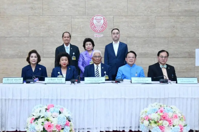 รองอธิการบดีสถาบันดนตรีกัลยาณิวัฒนา ร่วมแถลงข่าวการจัดงานนิทรรศการเฉลิมพระเกียรติสมเด็จพระเจ้าพี่นางเธอเจ้าฟ้ากัลยาณิวัฒนา ในโอกาสเฉลิมฉลอง 100 ปีประสูติ