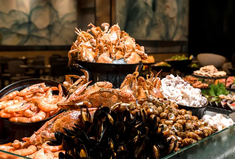 Holiday Inn & Suites Siracha Laemchabang ...