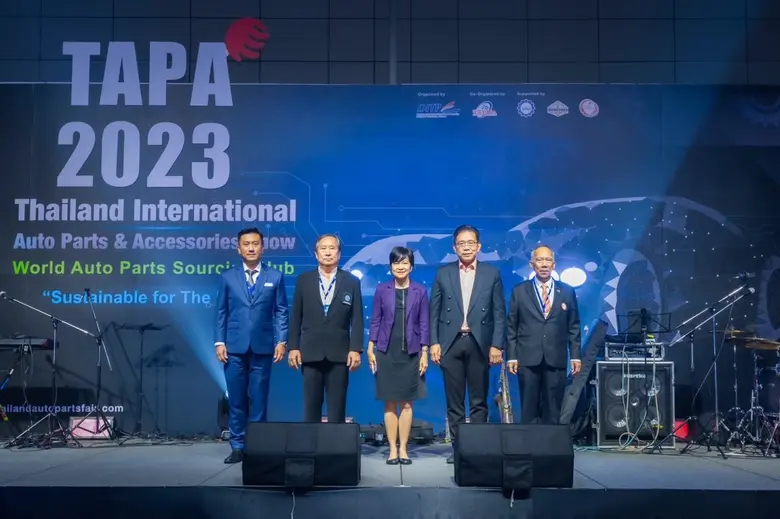 นายสมพล ธนาดำรงศักดิ์ นายกสมาคมผู้ผลิตชิ้...