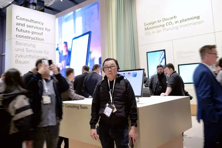 ดร.วีระศักดิ์ วานิชวัฒน์ ประธานเจ้าหน้าที...