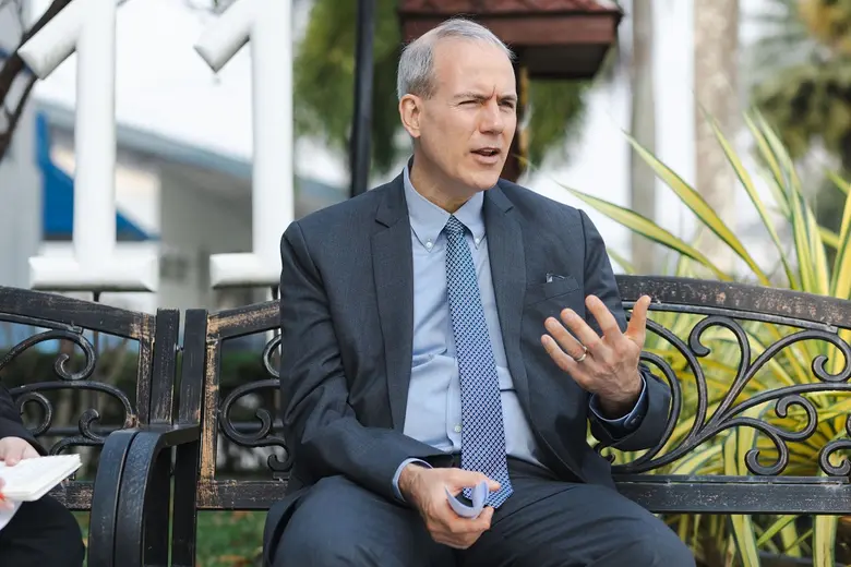 ในปัจจุบันประเทศไทยถูกจัดอันดับจากธนาคารโ...