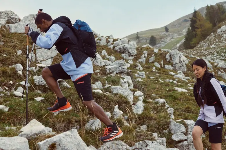 อาดิดาส เทอร์เร็กซ์ เปิดตัวรองเท้าวิ่งเทรล "FREE HIKER 2" ตอบสนองทุกเส้นทางความเร็ว พร้อมเครื่องแต่งกายเทรลแบบครบชุด