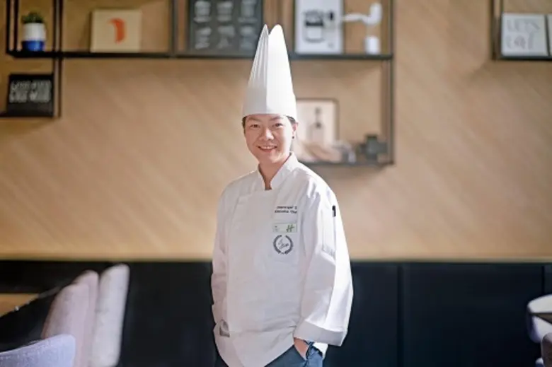 โรงแรมฮอลิเดย์ อินน์ แอนด์ สวีทส์ ศรีราชา...