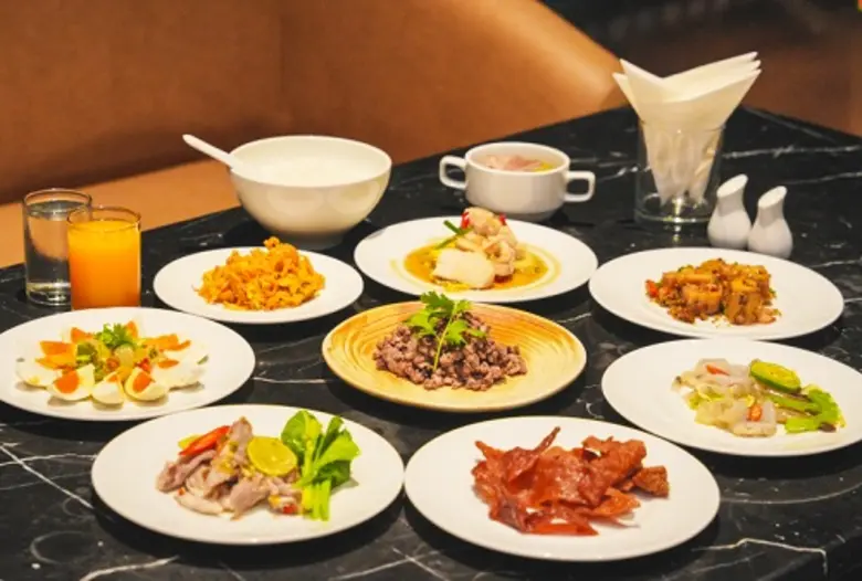 โรงแรมฮอลิเดย์ อินน์ แอนด์ สวีทส์ ศรีราชา แหลมฉบัง นำเสนอโปรโมชันอาหารและเครื่องดื่มหลากหลาย เชิญชวนให้ออกเที่ยวพร้อมอิ่มอร่อยตลอดฤดูร้อนนี้