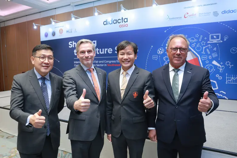 โคโลญเมสเซ่ และเมสเซ่ สตุ๊ตการ์ท เดินหน้า...