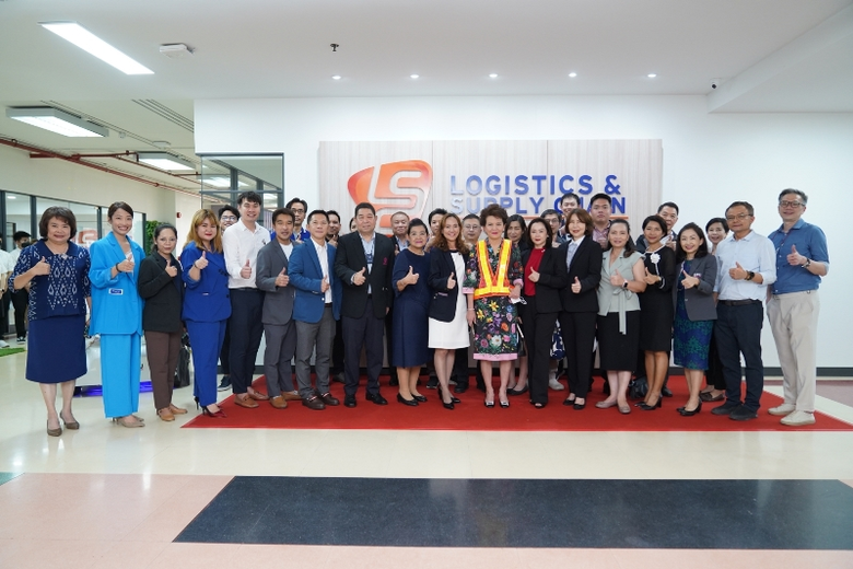 วิทยาลัยโลจิสติกส์และซัพพลายเชน SPU เปิดบ้านนำเยี่ยมชม การจัดการเรียนการสอน Digital Supply Chain Laboratory ด้วยเทคโนโลยี VR สุดล้ำ