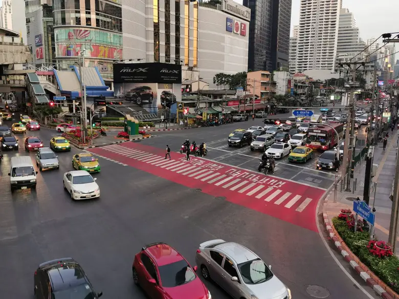 นายสัมฤทธิ์ สุมาลี ผู้อำนวยการเขตพระนคร ก...