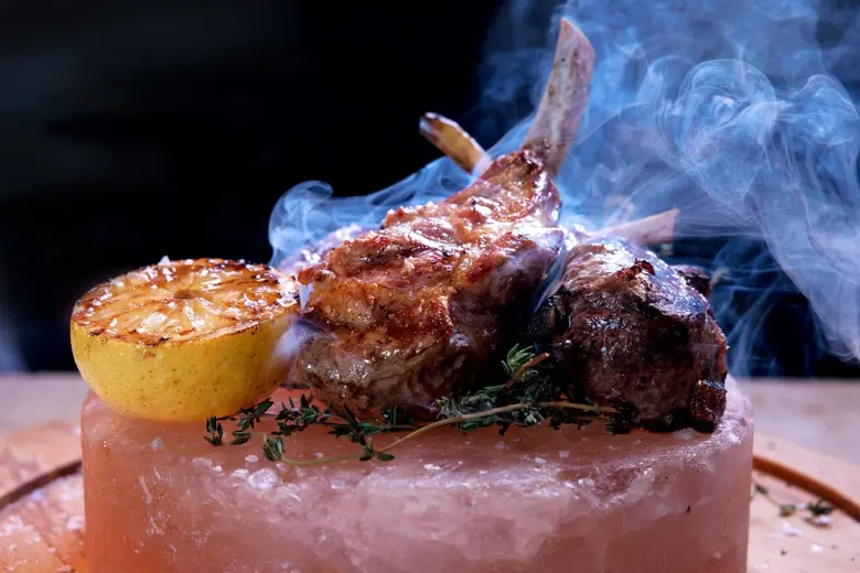 ห้องอาหาร โวลติ เปิดให้บริการอีกครั้ง ภายใต้แนวคิดใหม่ "โวลติ ทัสคาน กริลล์ แอนด์ บาร์"