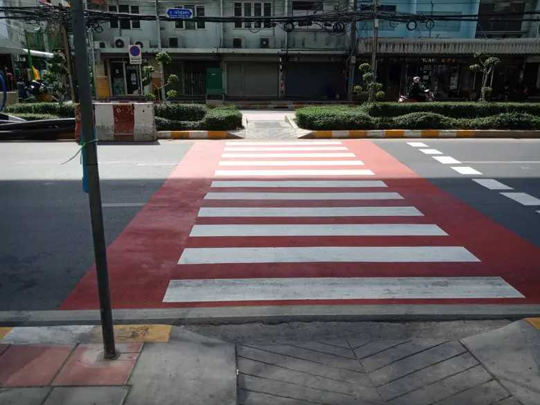 นายไทภัทร ธนสมบัติกุล ผู้อำนวยการสำนักการ...