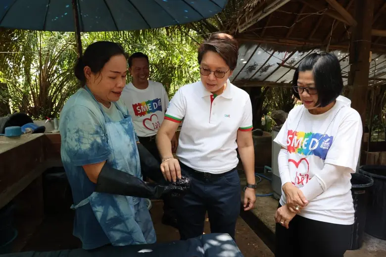 SME D Bank ลงพื้นที่ จ.สกลนคร เยี่ยมชมกิจการลูกค้า รับประโยชน์ "เติมทุนคู่พัฒนา" หนุนเดินหน้าเติบโตยั่งยืน