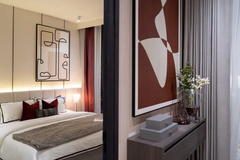 หลังประสบความสำเร็จอย่างล้นหลามและได้กระแ...