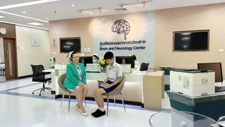 รพ.ไทยนครินทร์ให้การต้อนรับคณะครู นักเรียน  โรงเรียนลาซาล กรุงเทพ