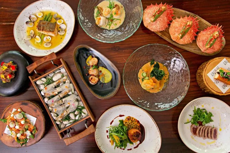 ด้วยประสบการณ์ร่วมงานกับร้านอาหารชั้นนำมา...