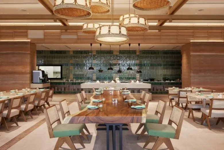 เซ็นทารา โคราช ชวนสัมผัสประสบการณ์ "ALL-YOU-CAN-EAT" บุฟเฟ่ต์อลาคาสระดับพรีเมียมในรูปแบบ Family Dining ณ "ร้านอาหาร House of Kin KORAT"