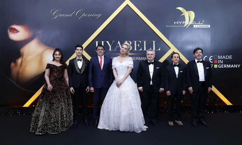 นายอนุมัติ อาหมัด ประธานกิตติมศักดิ์ บริษ...