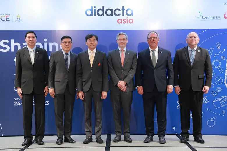 โคโลญเมสเซ่ และเมสเซ่ สตุ๊ตการ์ท เดินหน้า...