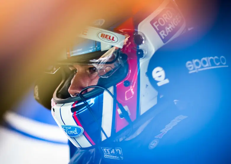 Sandy returns to international GT racing ...