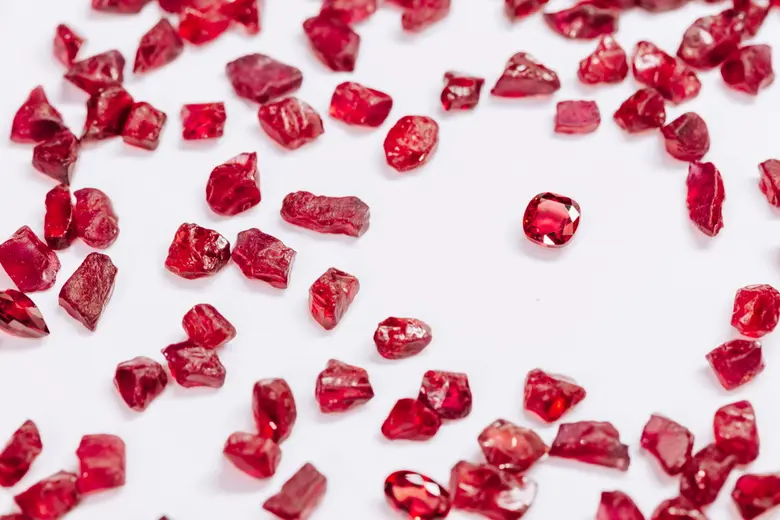 "ทับทิม" อัญมณีอันล้ำค่า ครั้งแรกในไทยกับการติดตามข้อมูลจากแหล่งกำเนิด