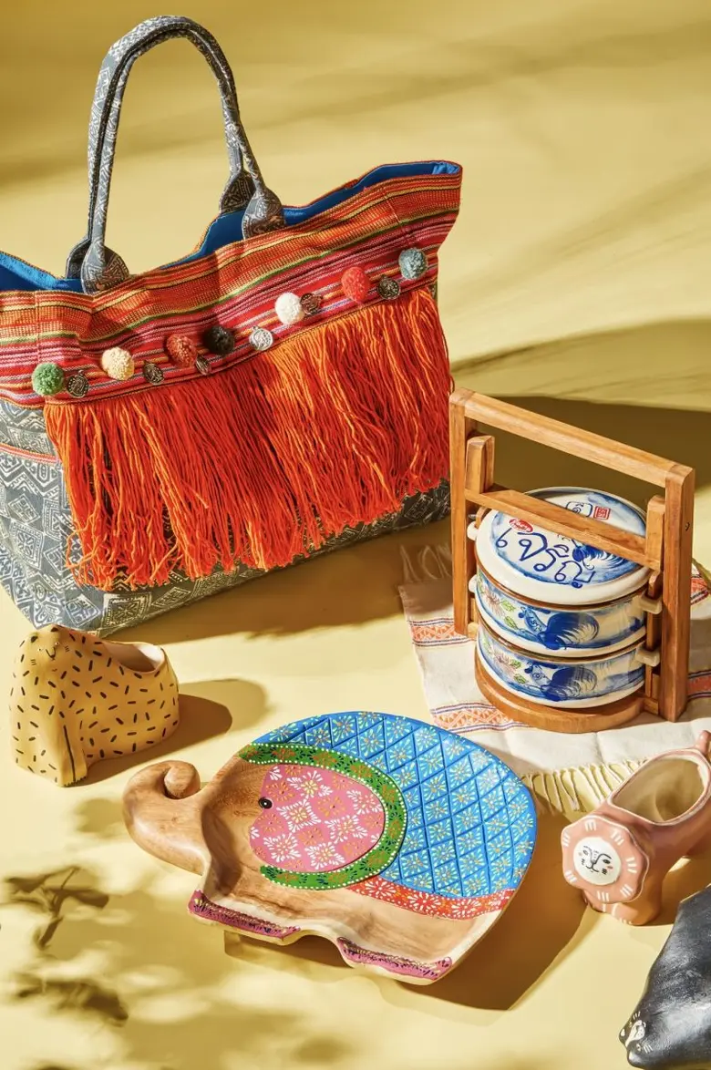 ไอคอนคราฟต์ ชวนมาดื่มด่ำมนต์เสน่ห์งานคราฟต์อันทรงคุณค่า 4 ภาคทั่วไทย The Journey of Thai Craft ตั้งแต่วันนี้ - 5 มิถุนายน 2566