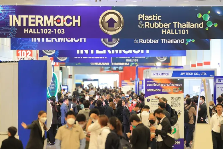 ประสบความสำเร็จอย่างดีเยี่ยม สำหรับงาน "พ...