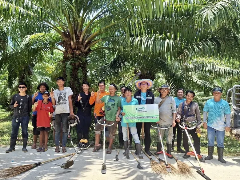 นายวิศรุธ เพ็งสุวรรณ์ ผู้ช่วยผู้จัดการฝ่า...