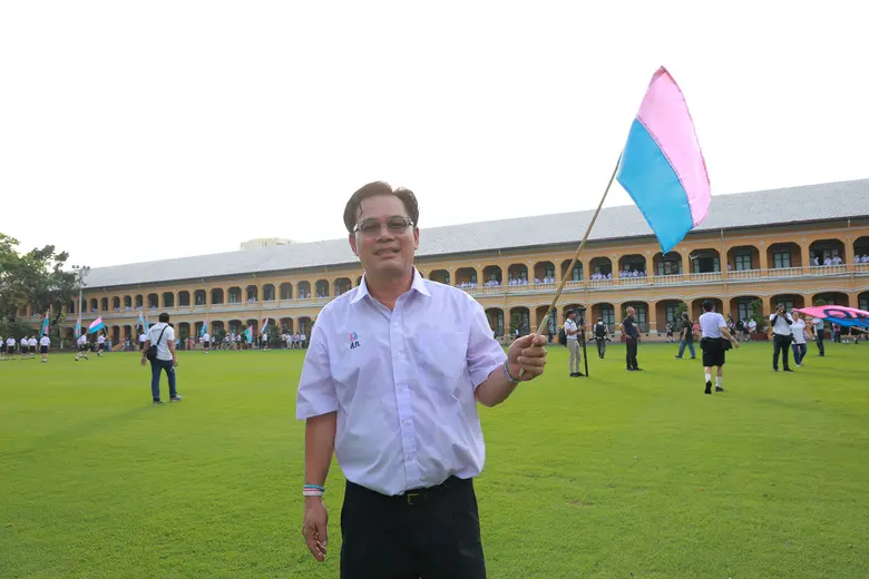 เปิดเทอมใหญ่ของโรงเรียนสวนกุหลาบวิทยาลัย ...