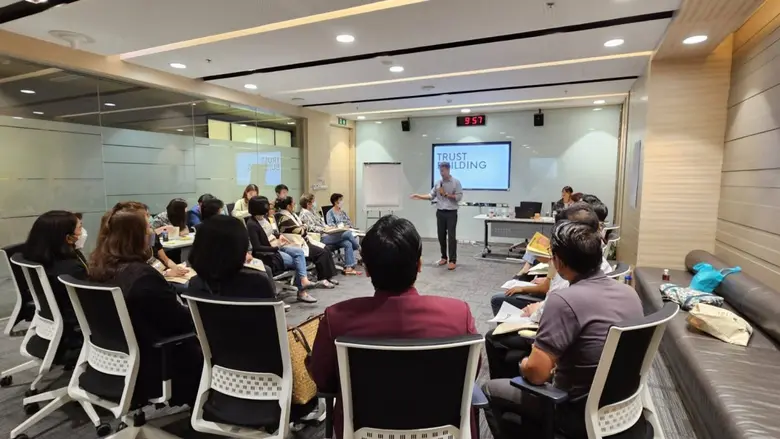 ตลาดหลักทรัพย์ฯ สร้าง "Happy Money พี่เลี้ยงการเงินคอมมูนิตี้"