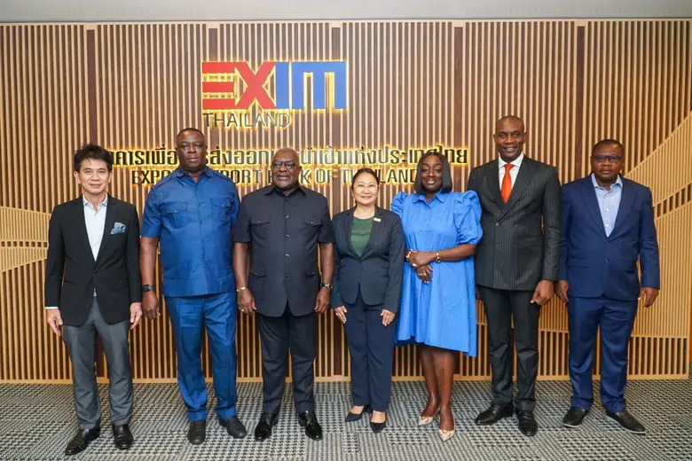 นางสาวดรัสวันต์ ชูวงษ์ ผู้ช่วยกรรมการผู้จ...