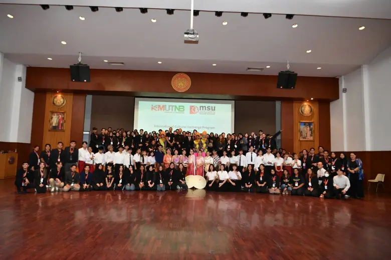 ผศ.สมชาย เวชกรรม ที่ปรึกษาอธิการบดีด้านกิ...