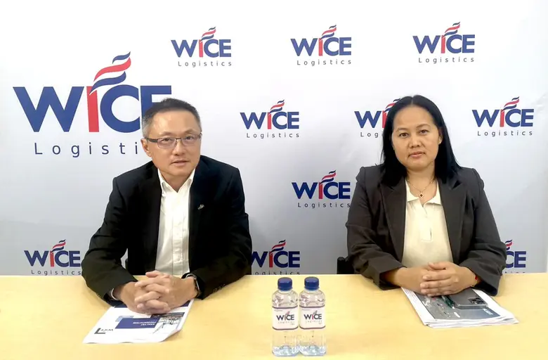 นายชูเดช คงสุนทร (ซ้าย) กรรมการผู้จัดการ ...