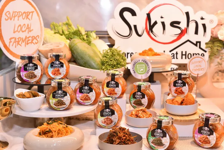 ตลาดปิ้งย่างและอาหารเกาหลียังโตต่อเนื่อง ...