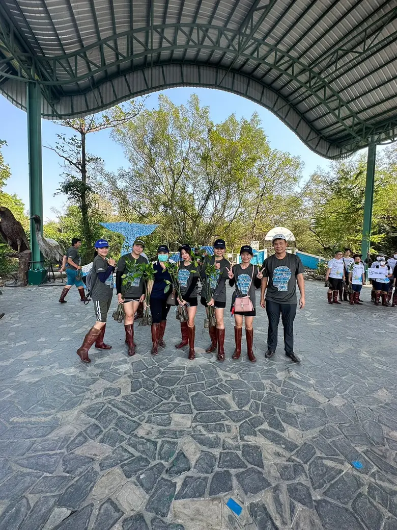 กลุ่มบริษัทยูนิไทย และซียูอีแอล ร่วมกันปลูกป่าชายเลน ณ ศูนย์ศึกษาธรรมชาติสถานตากอากาศบางปู จ.สมุทรปราการ