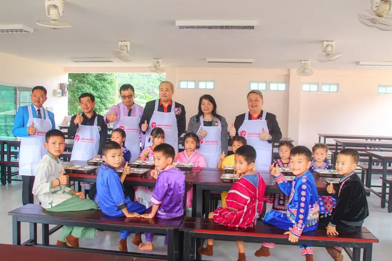 มูลนิธิอายิโนะโมะโต๊ะ ส่งมอบอาคารโรงอาหารอายิโนะโมะโต๊ะ โรงเรียนบ้านปางเกี๊ยะ จังหวัดเชียงใหม่