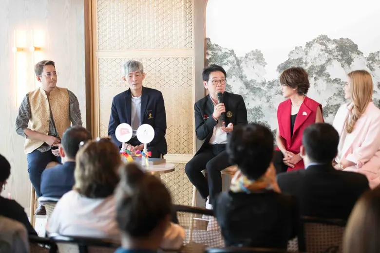 เคทีซี จับมือ อาร์เบอร์ โฮเทล แอนด์ เรสซิเดนซ์ จัดเสวนา "พัทยาเตรียมความพร้อมเฉลิมฉลองเมืองความหลากหลายทางเพศ"