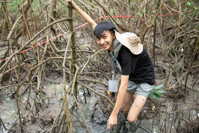 YO! และนี่คือเสียงจากเด็กค่าย "เพาเวอร์กรีน" เสียงสะท้อนจากวัยรุ่นยุคใหม่ หัวใจรักษ์สิ่งแวดล้อม