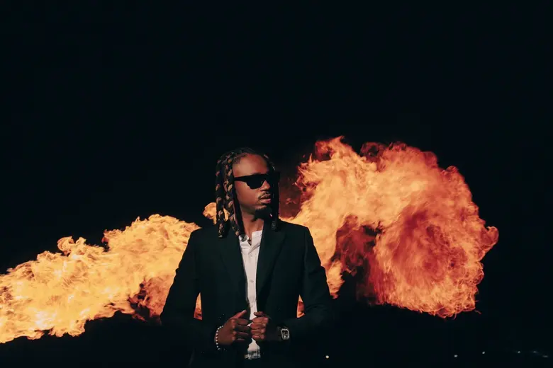 โปรดิวเซอร์มือทองผู้ได้รับการเสนอชื่อเข้า...