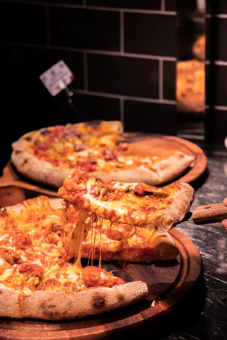 ห้ามพลาดดีลสุดคุ้ม ซื้อ 1 แถม 1* พิเศษเฉพาะช่วงแฟลเซลล์ 6.6 จากห้องอาหารทิวา