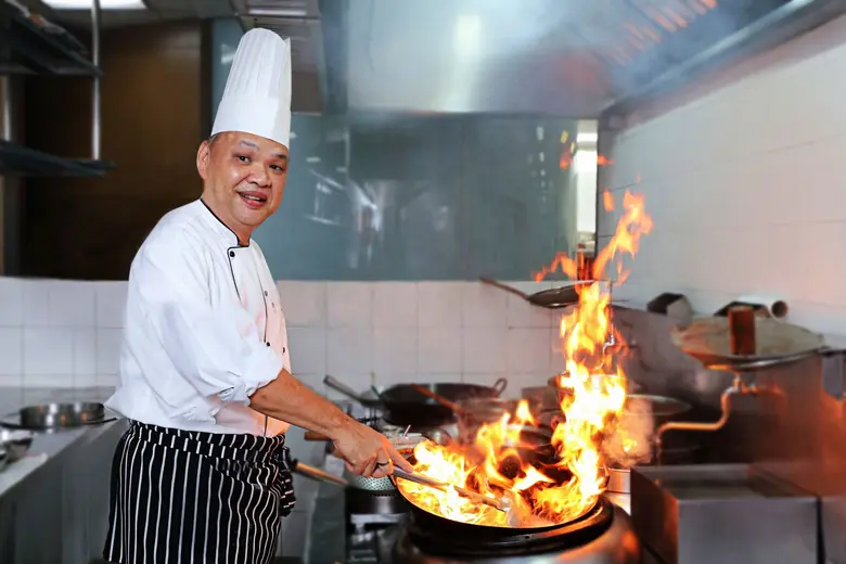 ส่งตรงความอร่อยจากท้องทะเล เนื้อแน่น หวานฉ่ำ กับเมนูปลาเก๋าแดง ณ ห้องอาหารจีนไดนาสตี้, โรงแรมเซ็นทาราแกรนด์ฯ เซ็นทรัลเวิลด์