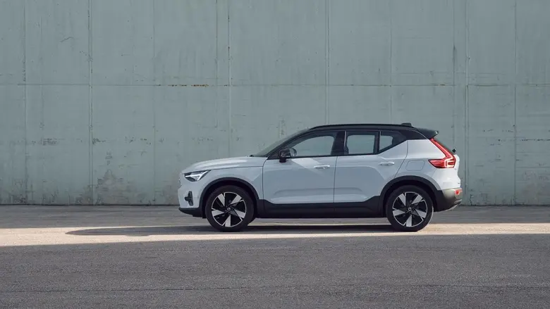 วอลโว่ คาร์ ประกาศความพร้อมในการจำหน่ายรถไฟฟ้า Volvo C40 และ XC40 Recharge Pure Electric รุ่นขับเคลื่อนล้อหลังในประเทศไทย