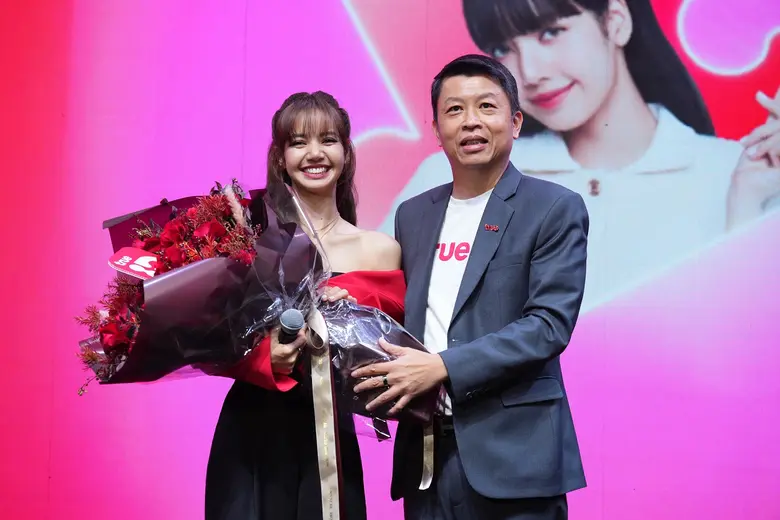 "ลิซ่า แบล็กพิงค์" ในฐานะแบรนด์แอมบาสเดอร...