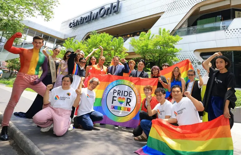 เซ็นทรัลเวิลด์ ชวนเสพย์งานอาร์ต ในโปรเจ็ค...