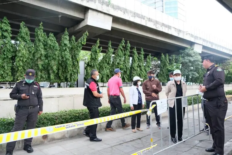 นางสุวรรณ ศิริมุจลินท์ ผู้อำนวยการเขตพญาไ...