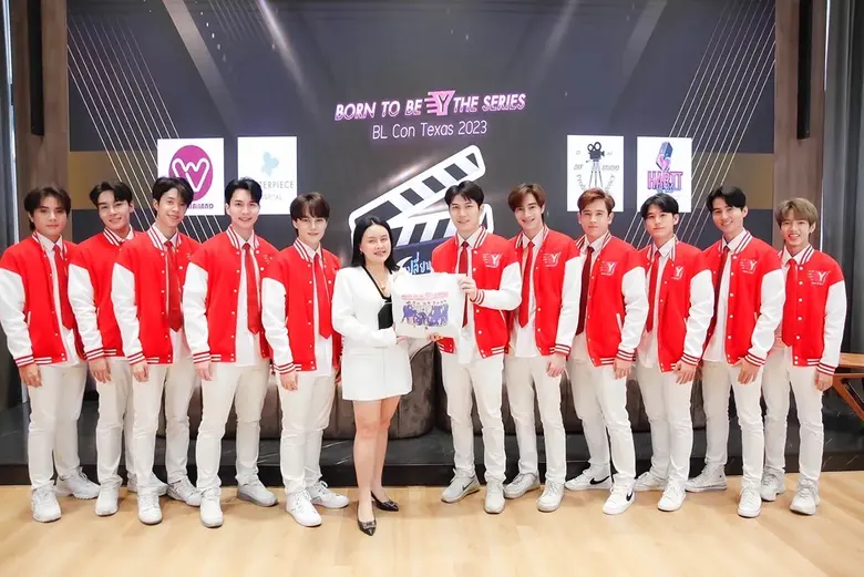 นางสาวลภัสรดา เลิศภานุโรจ รองประธานเจ้าหน...