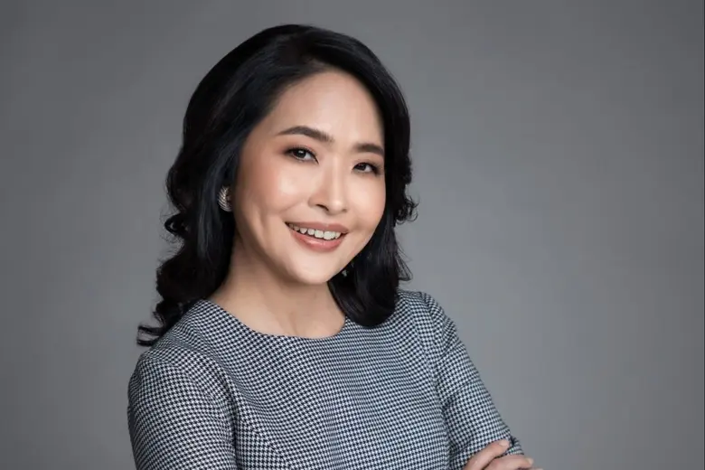 นางสาวดารบุษป์ ปภาพจน์ กรรมการผู้จัดการ บ...