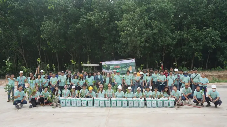 น.ส. สุรียส โควสุรัตน์ ประธานเจ้าหน้าที่บ...