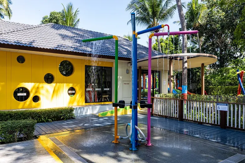 โปรโมชัน "Family Getaway" ที่ดุสิตธานี กระบี่ บีช รีสอร์ท