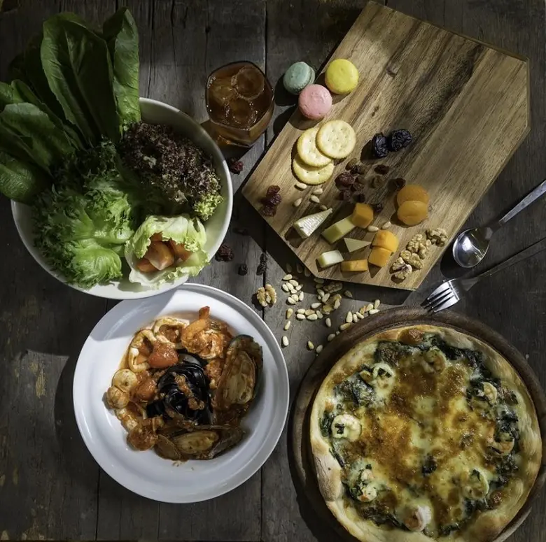 ห้องอาหารนัมเบอร์ 43 อิตาเลียน บิสโทร โรง...