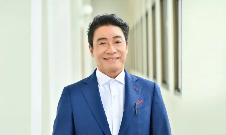 นายสุขสันต์ ยศะสินธุ์ ประธานเจ้าหน้าที่บร...