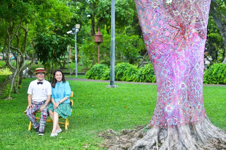 ถอดชุดเฉดสีกระเบื้องเคลือบวัดราชบพิธฯ ถ่ายทอดสุนทรียะสู่การสร้างสรรค์งานศิลป์ และดนตรีในสวน