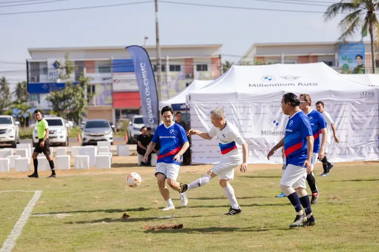 มิลเลนเนียม ออโต้ กรุ๊ป สานโครงการ 'ดีต่อใจ by Millennium Auto' ร่วมสนับสนุนการศึกษา-กีฬา สำหรับน้องๆ ชาวสุราษฎร์ธานี